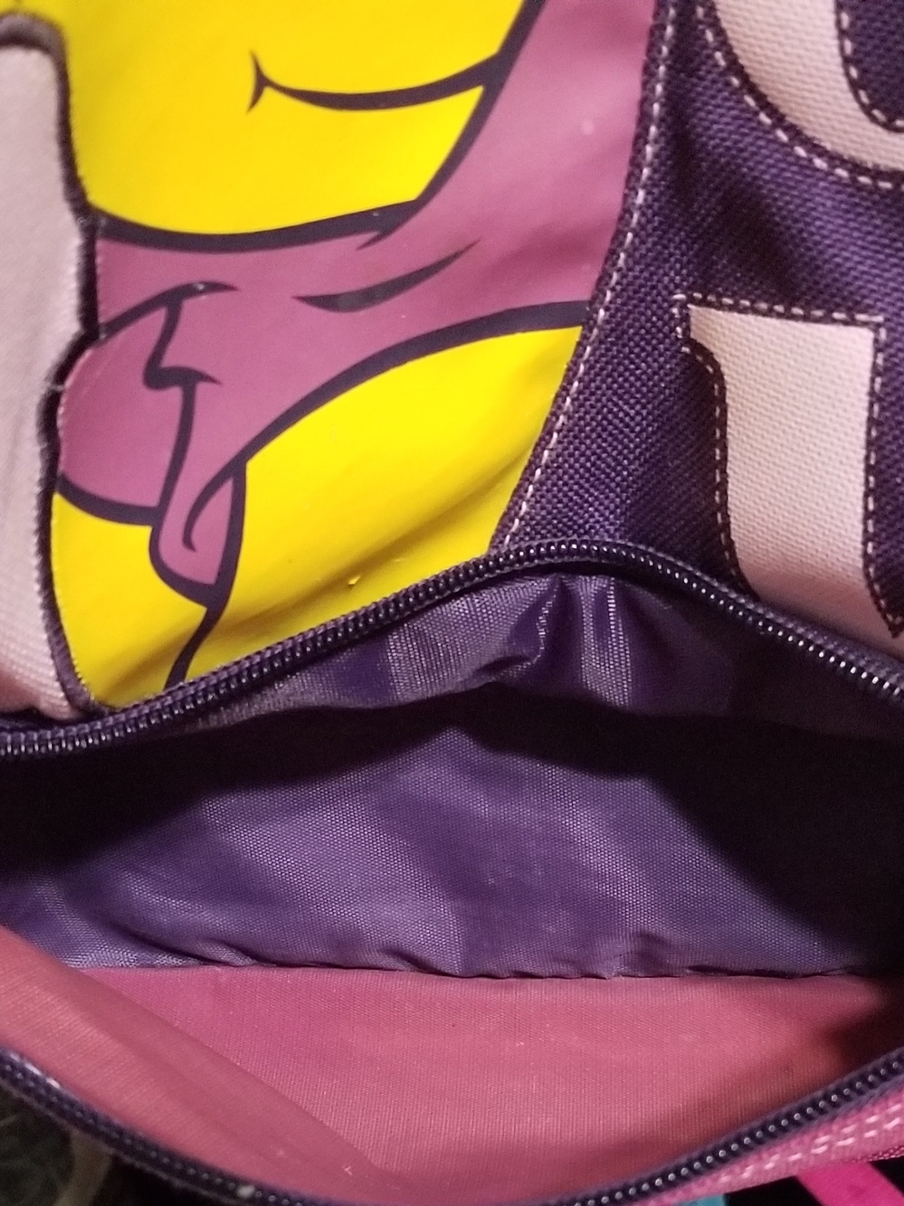 Vintage Kids' One Size Disney Magenta And Purple Winnie the Pooh School Backpack - Picture 5 of 14